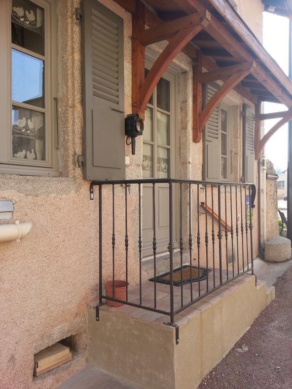 Bed and Breakfast Relais St Jacques - Roanne Saint-Haon-le-Chatel Екстер'єр фото